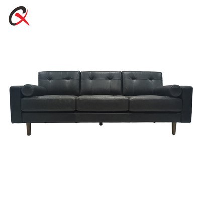 Canapea neagra cu 3 locuri